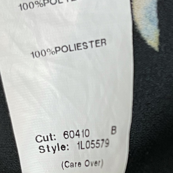 Karen Kane Seagull Print Blouse. Size S - Picture 10 of 13